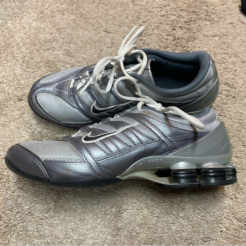 Nike Shox Womens Silver Black Size 7.5